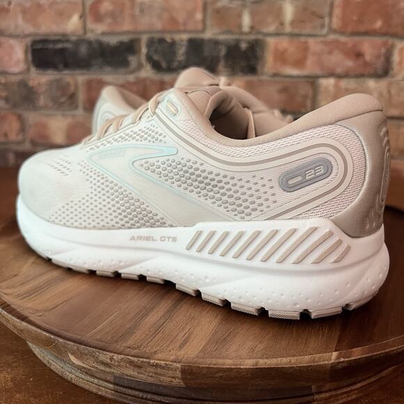 Brooks Ariel GTS 23 Supportive Cream Womens 8.5 2E Road Running Shoes Sneakers - Picture 3 of 16